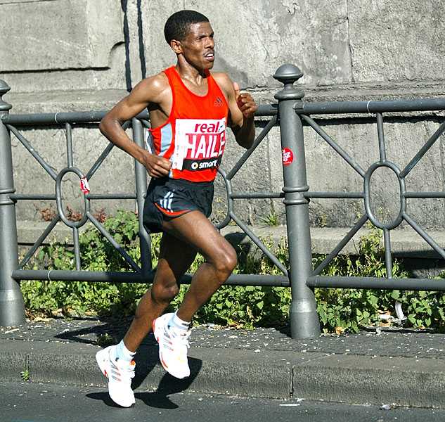 Espere Mirar fijamente Púrpura 2007 – Haile Gebrselassie | Marathon Shoe History